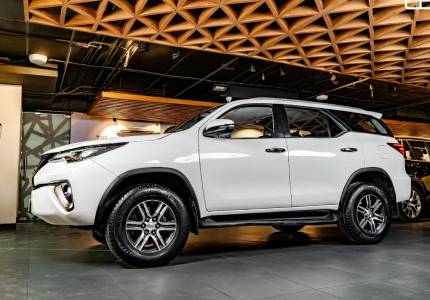 Luxury One Way Fortuner Car Rental